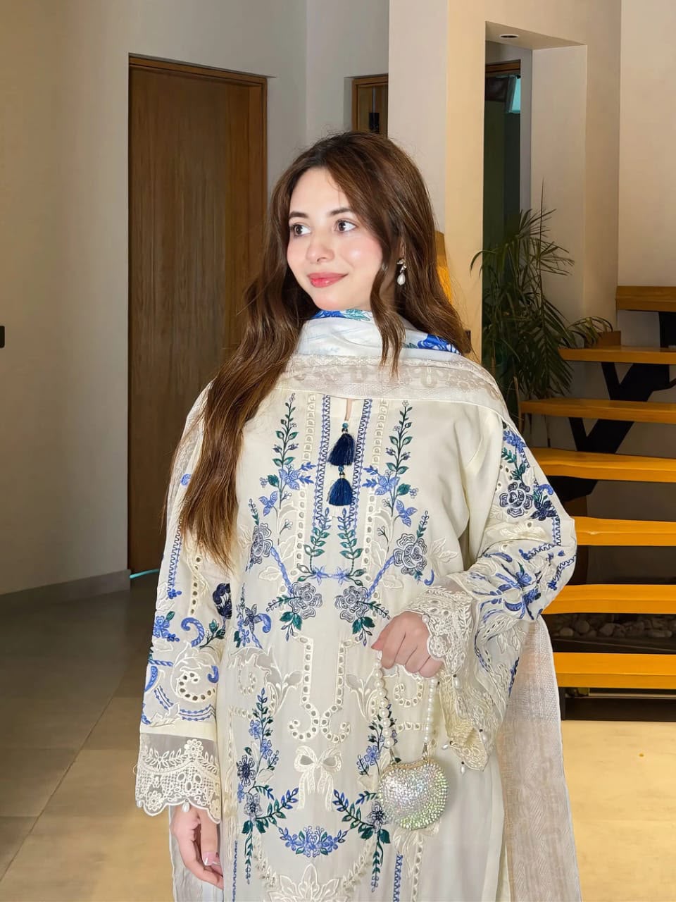 3 pieces embroidery suit
