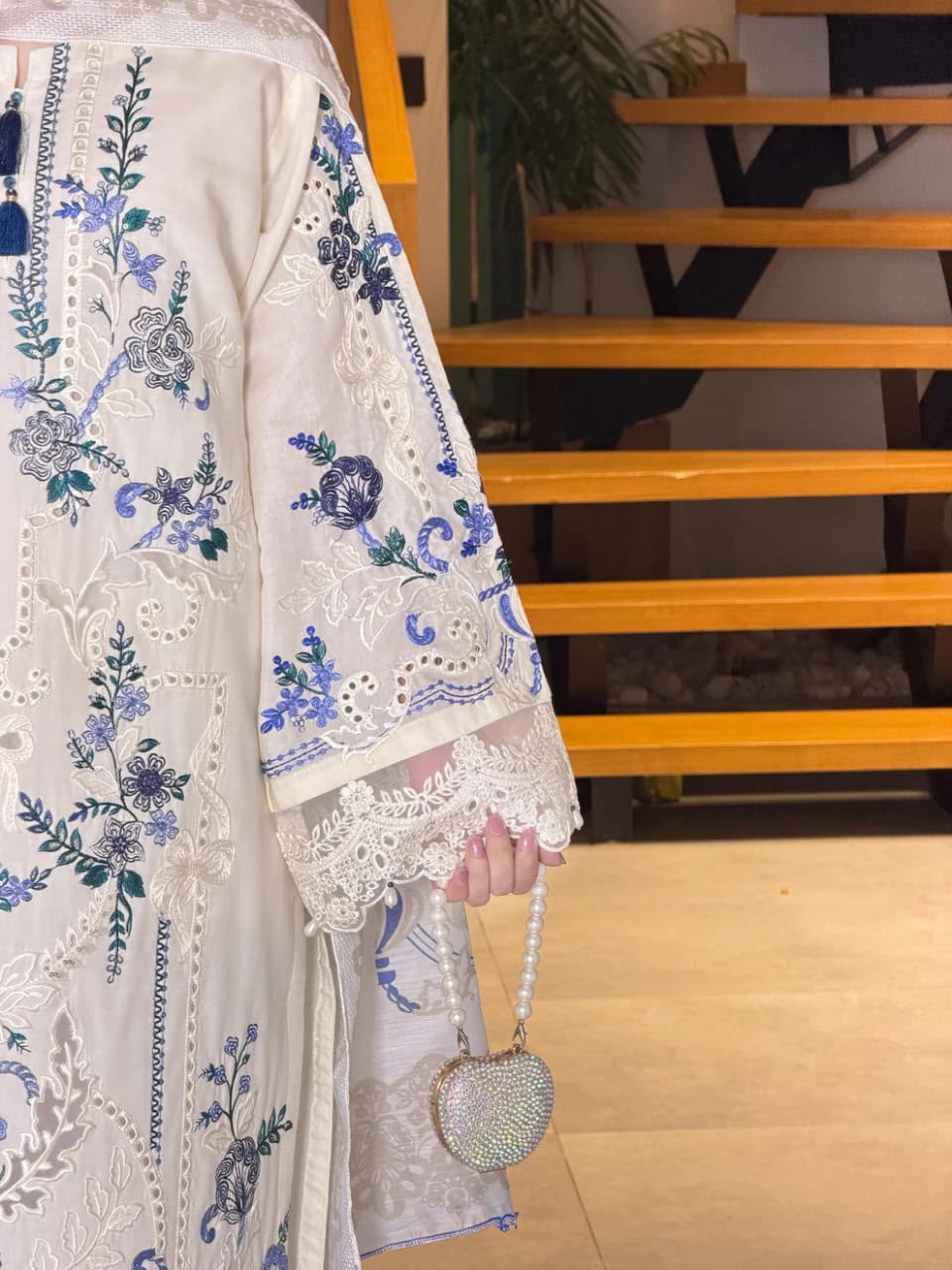 off white embroidery suit